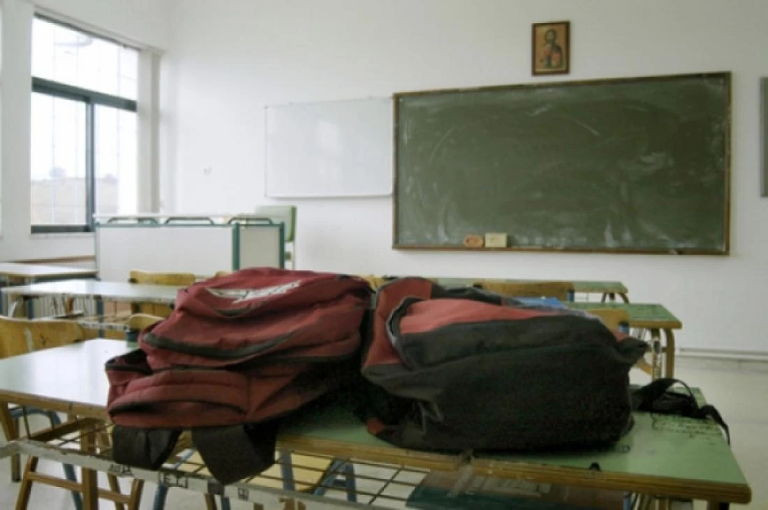 Τέσσερις μαθήτριες έσπασαν στο ξύλο συμμαθήτριά τους  σε σχολείο της Πάτρας (βίντεο)